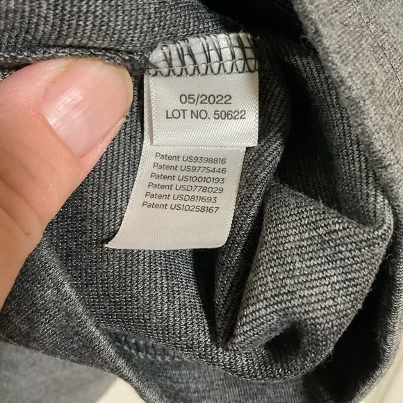 Lalabu Men’s Baby Wearing Tshirt - Picture 4 of 7